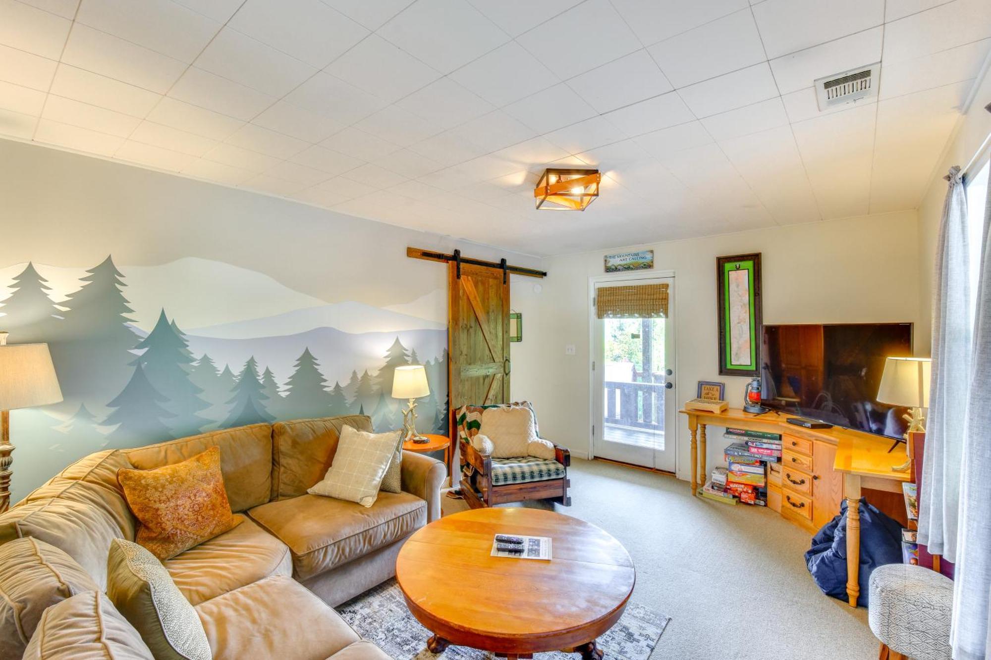 Mountain Cabin With Hot Tub And Fire Pit! Blairsville Exterior photo