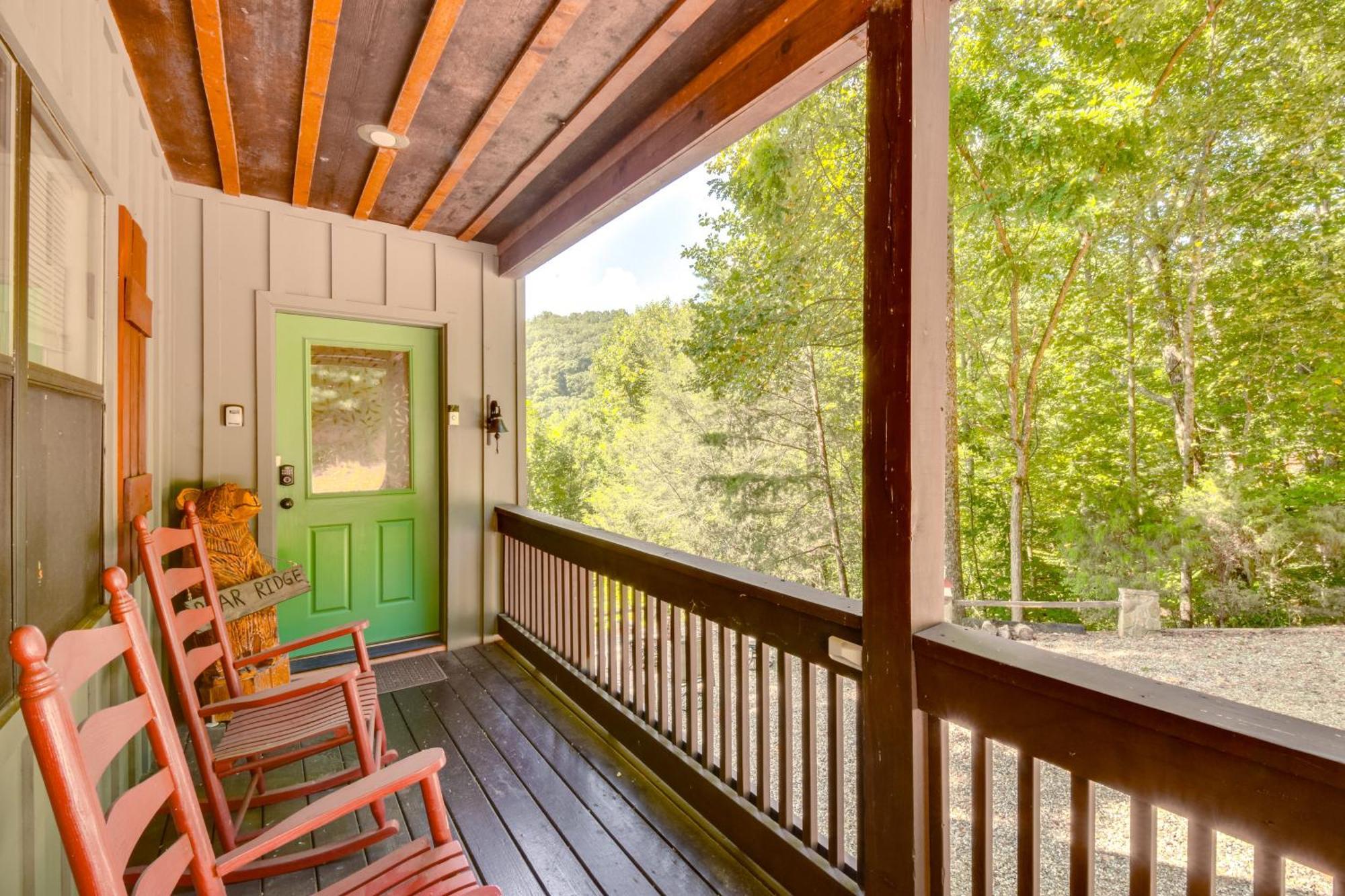 Mountain Cabin With Hot Tub And Fire Pit! Blairsville Exterior photo